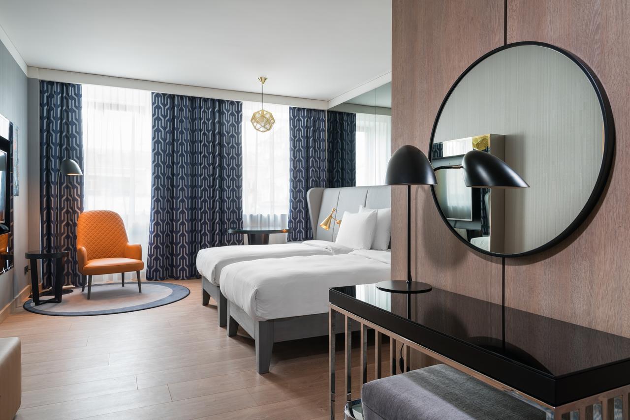 Radisson Blu Hotel, Kyiv City Centre Buitenkant foto